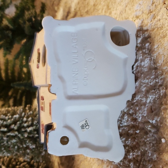 DEPARTMENT 56 Alpine Village Series Apotek and Tabak Shop - Retired - Picture 9 of 11